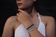 LAI bracelet - freshwater pearl, crystal and silver.