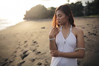 ARIA bracelet - howlite and silver.