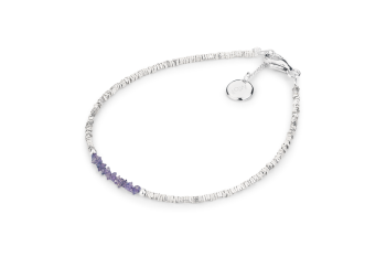 Kei - náramek s fragmenty stříbra a křemene, zasvěcený touze po ŠTĚSTÍ 