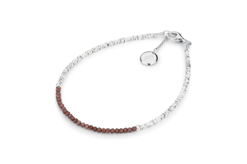 Miraya - náramek s fragmenty stříbra a granátem, zasvěcený touze po VNITŘNÍ SÍLE