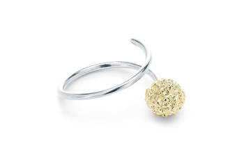 KAMA - Silver ring, gold plated Rudraksha